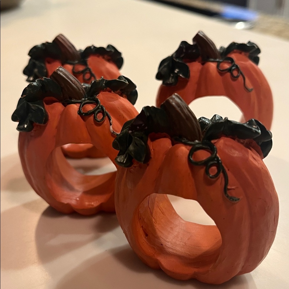 Set of 4 Pumpkin Shape Napkin Holders ceramic